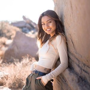 Meet your Posher, Phi phi